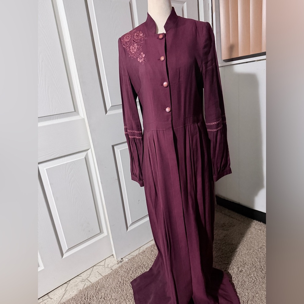 Elegant Plum Embroidered abaya